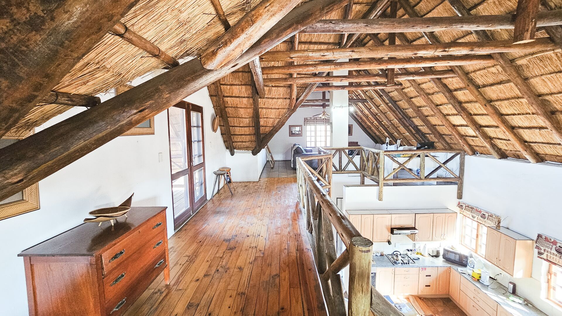 Upstairs loft overlooking the kitchen at Kruger Umoya